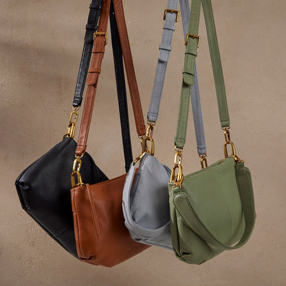 Advance Shoulder Bag In Pebbled Leather - Black | HOBO