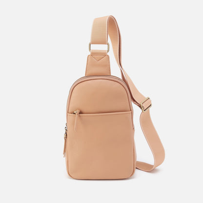 Cass Sling In Pebbled Leather - Porcini | HOBO