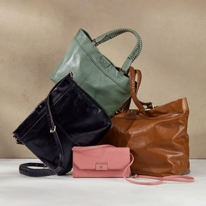 Romy Max Tote In Polished Leather - Truffle | HOBO