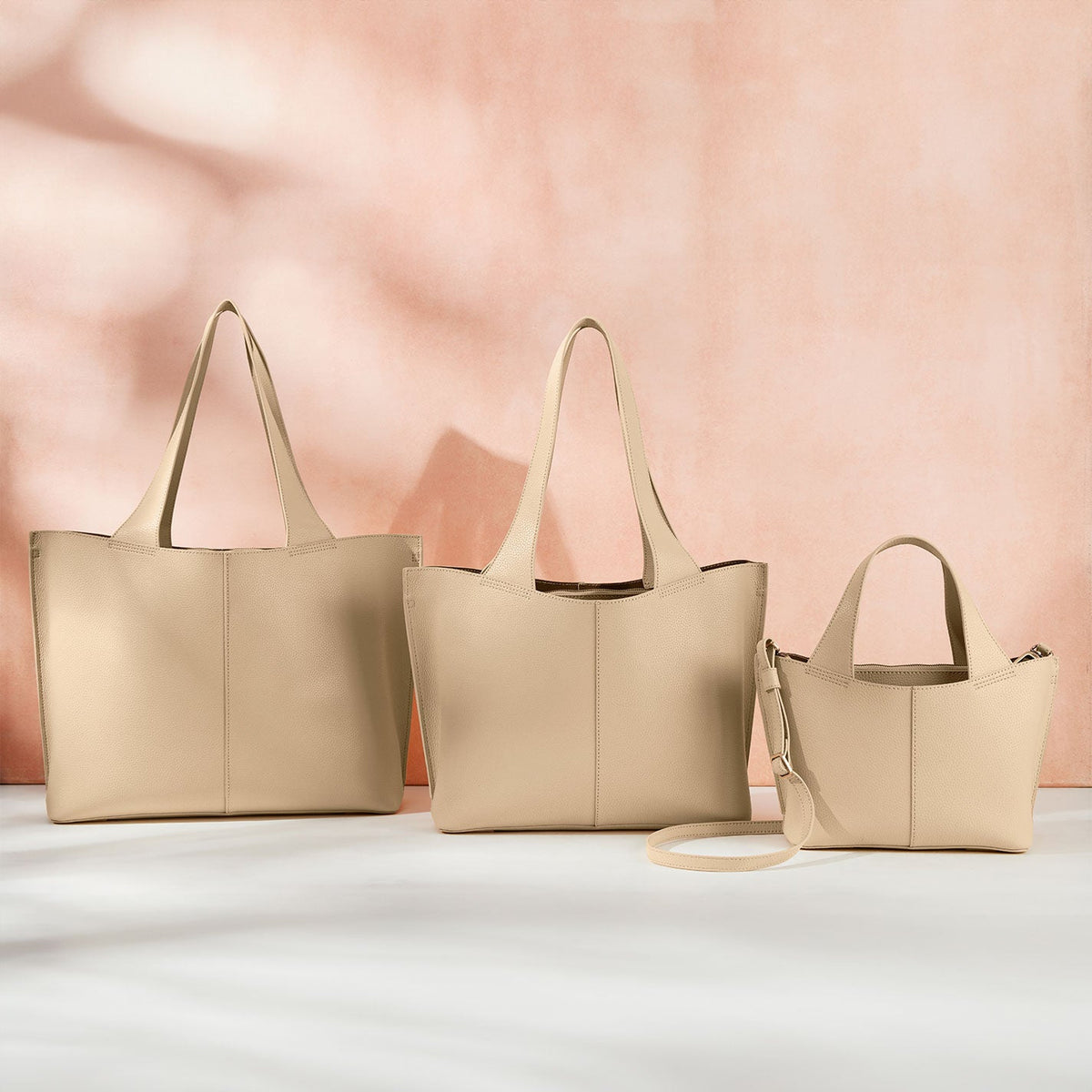 Vida Tote in Micro Pebbled Leather - Almond | HOBO
