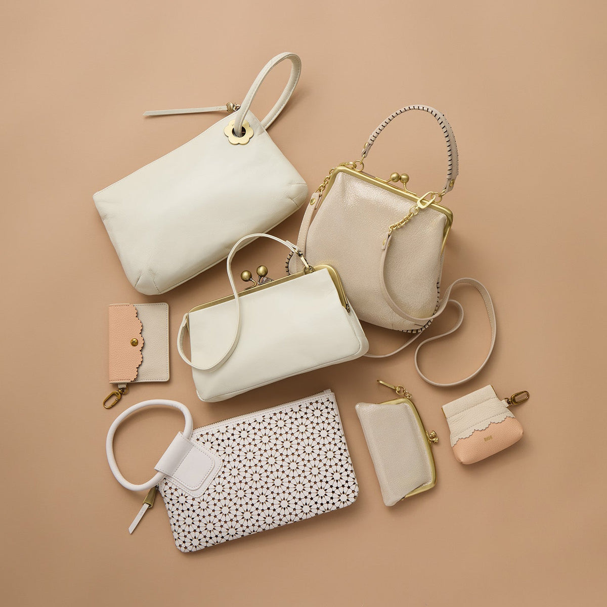 Tabby Flap Card Case In Pebbled Leather - Birch | HOBO